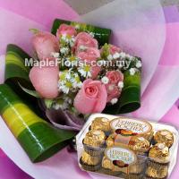 8 roses bouquet + ferrer rocher (Johor Bahru only)