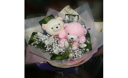 10 tulips with 2 teddy bears