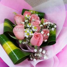 8 roses bouquet (Johor Bahru only)