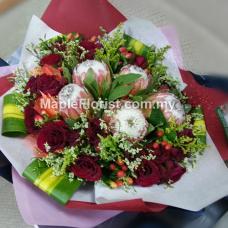 Protea with roses bouquet